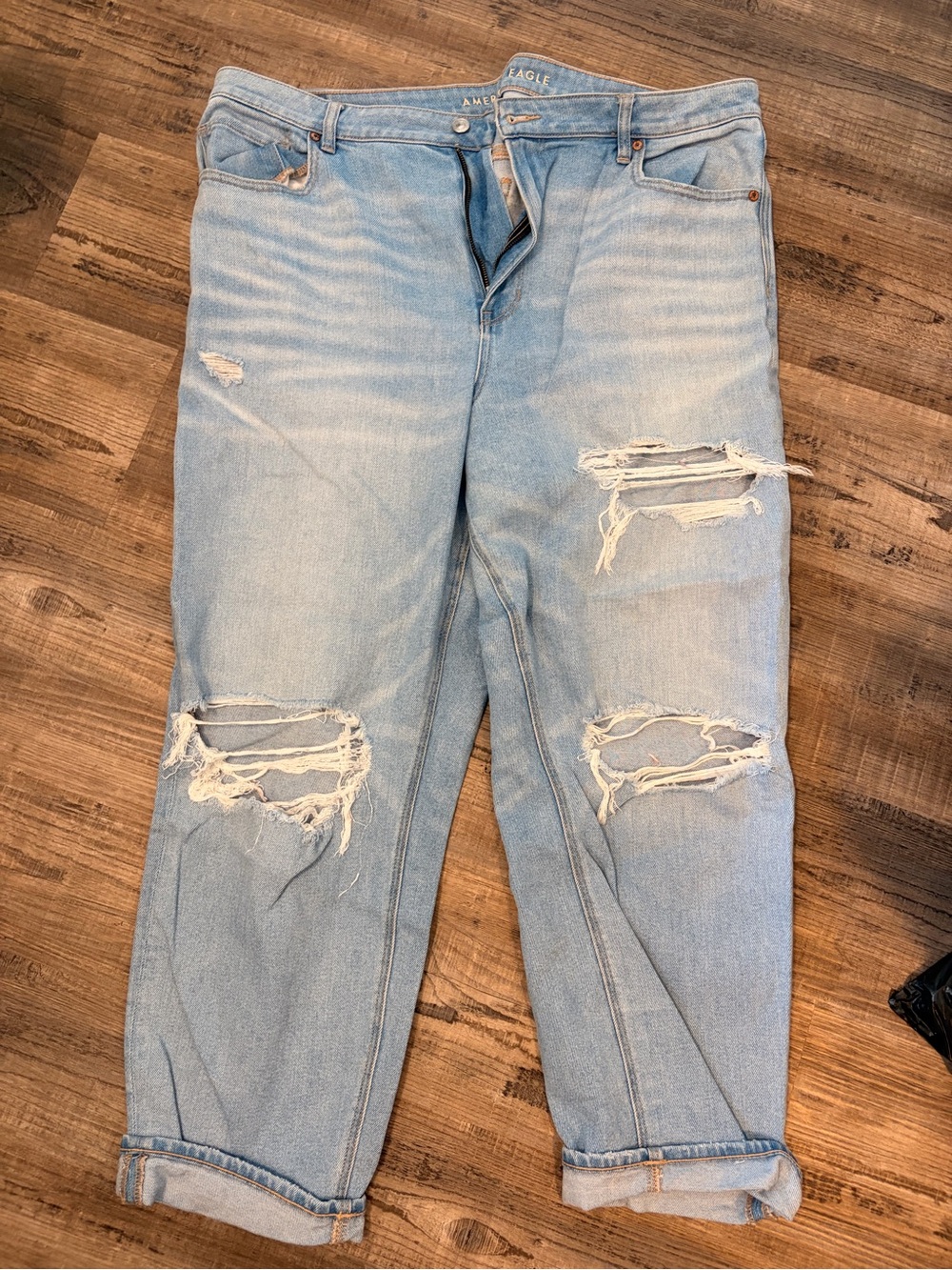 American Eagle Outfitters Light Blue Distressed Straight Leg Jeans